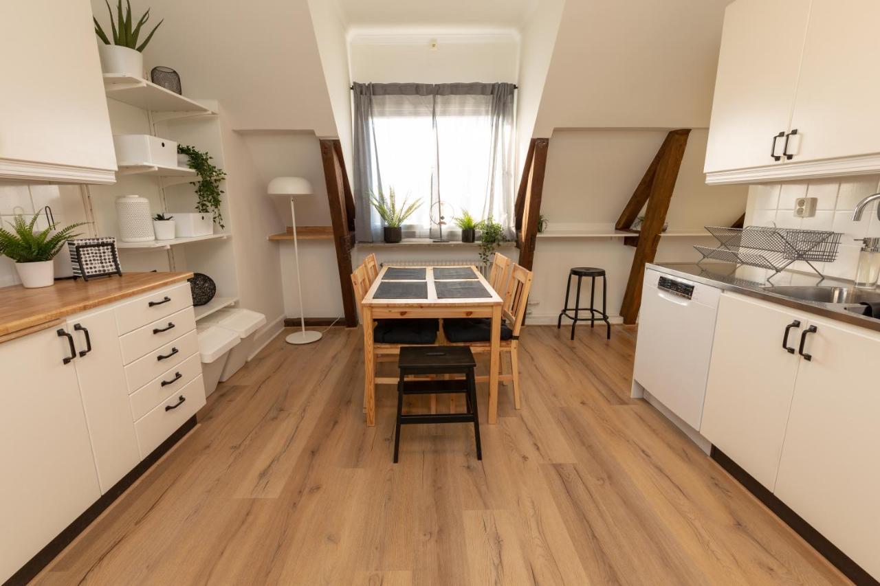 Alyhr Apartments VBY 외부 사진